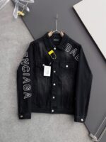 BALENCIAGA(バレンシアガ) 偽物 ロゴアルファベット刺繍ペアルックデニムジャケット芸能人