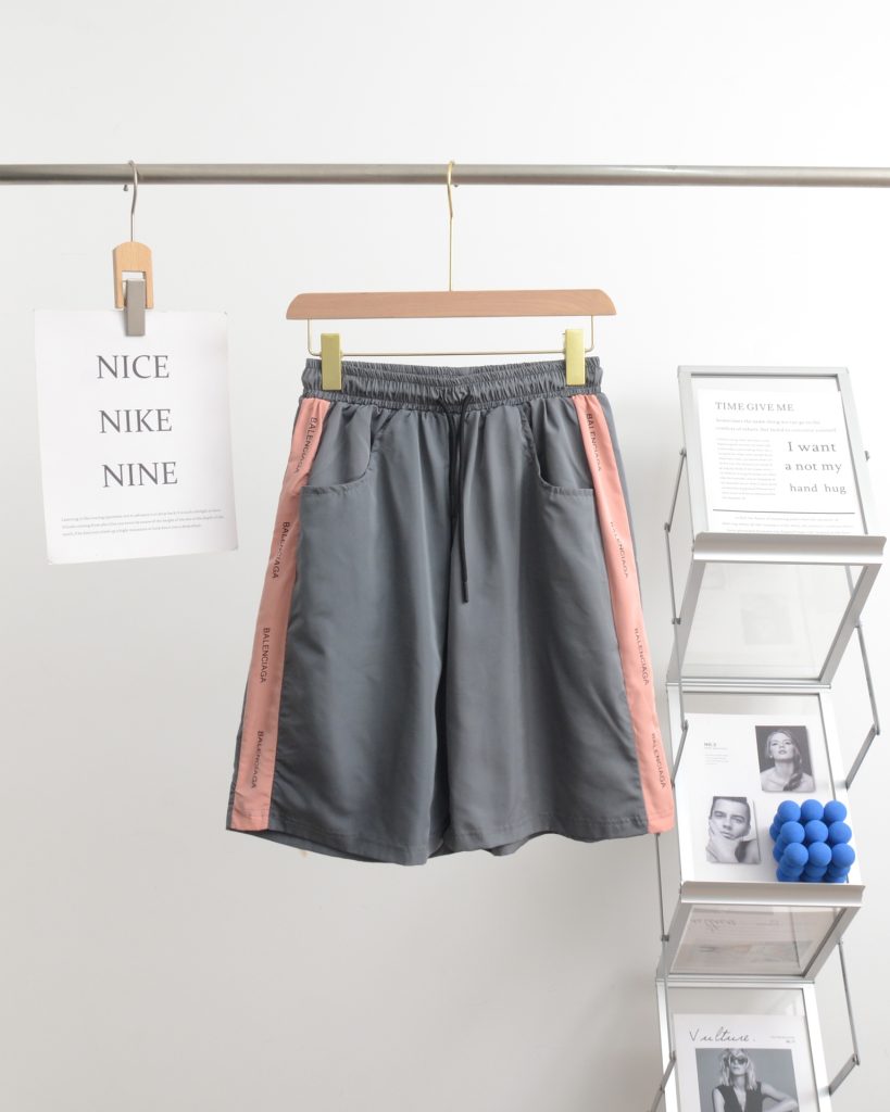 BALENCIAGA(バレンシアガ) n級品 アルファベットプリントオシャレでカジュアルなショートパンツ