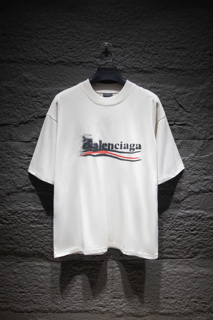 BALENCIAGA(バレンシアガ) スーパーコピー 定番コーラ浪花ロゴプリントTシャツ 通販