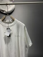 DIOR(ディオール) 芸能人 n級品 プリント破れ穴オシャレカジュアルTシャツ