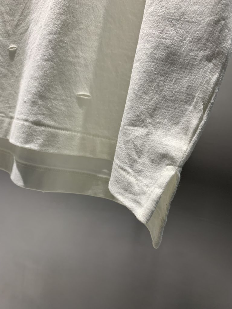 DIOR(ディオール) 芸能人 n級品 プリント破れ穴オシャレカジュアルTシャツ