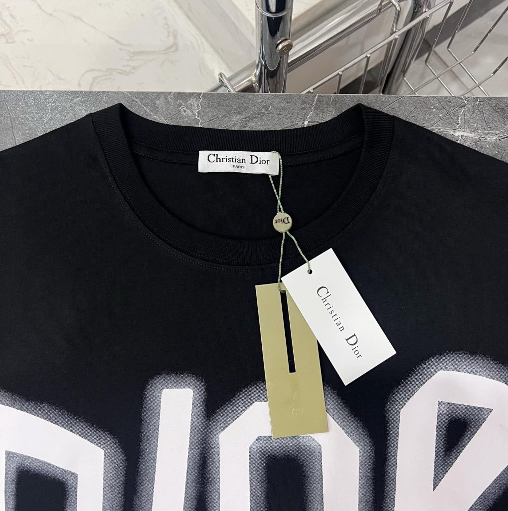 DIOR（ディオール） 偽物 アルファベットロゴプリントおしゃれカジュアルTシャツ