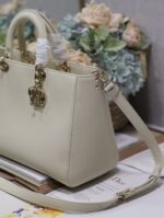 DIOR（ディオール）Lady D-Sire My ABCDior ポケットミルクホワイトライチ柄牛皮革特大籐チェック柄 n級品