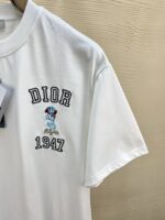 DIOR（ディオール） 2024ss最新作レザーロゴ発泡ラウンドネック半袖Tシャツ