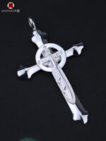 Goro’s（ゴローズ） 高橋吾郎 偽物 925純銀プチフェザークロスペンダント 激安通販