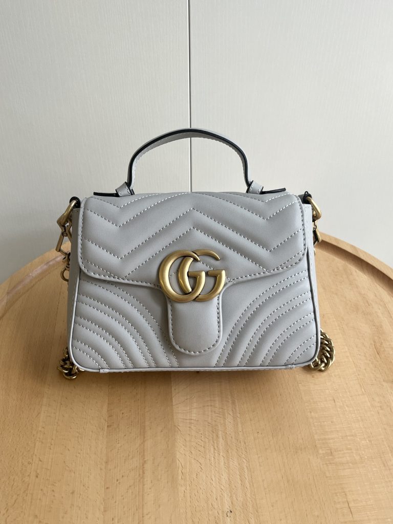 GUCCI (グッチ) スーパーコピー Marmont mini オシャレなメッセンジャーバッグ 通販