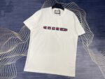 GUCCI(グッチ) 2024春夏新作カラーベルトプリントロゴラウンドネック半袖Tシャツ
