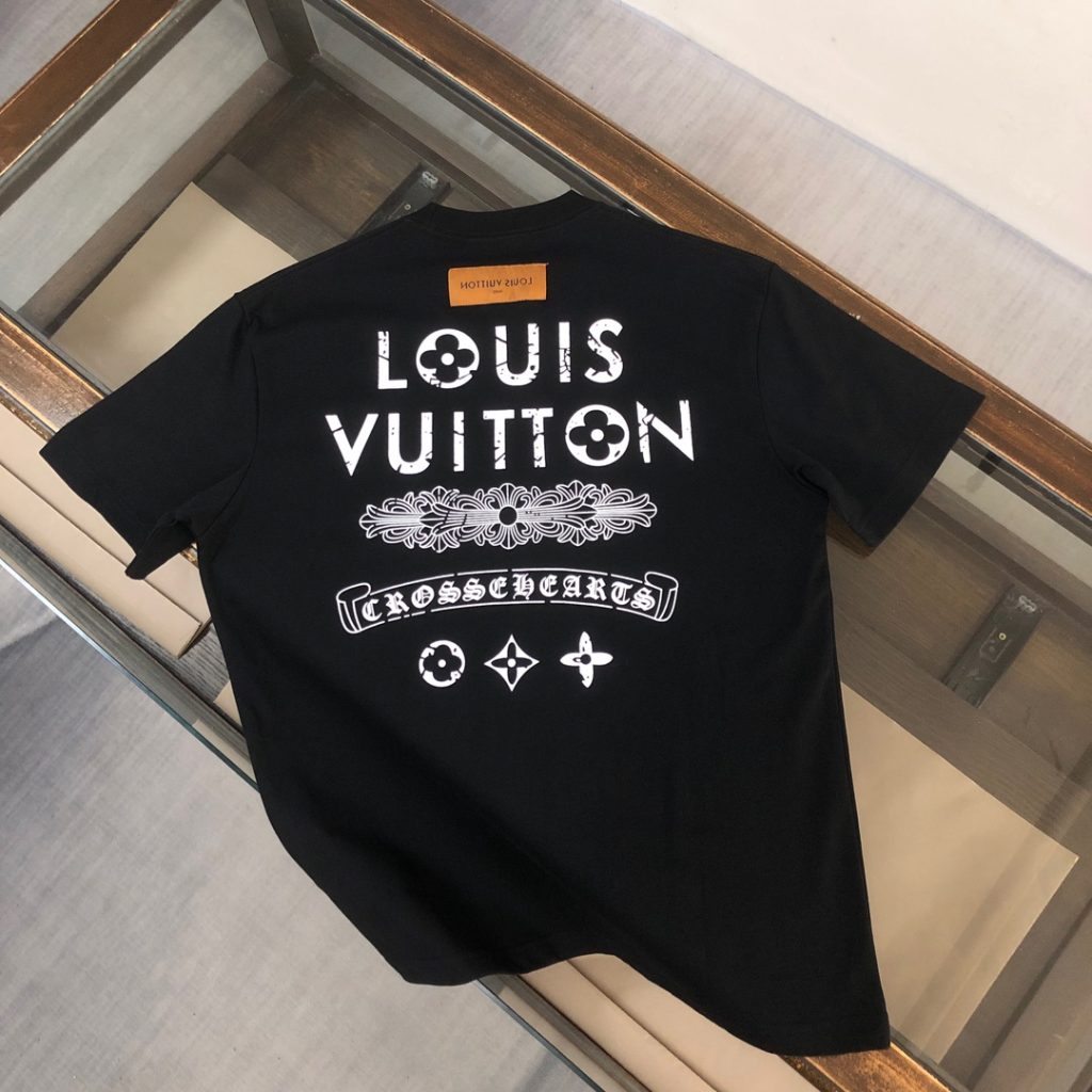 LOUIS VUITTON(ルイヴィトン)2024新作トレンドlogeプリントTシャツ男女同タイプ