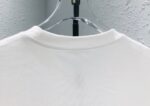 PRADA(プラダ) コピー ロゴ落書き刺繍オシャレカジュアル半袖Tシャツ