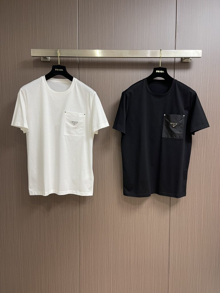PRADA(プラダ) 早春定番 偽物 タイプ純綿ラウンドネック半袖シャツ 通販