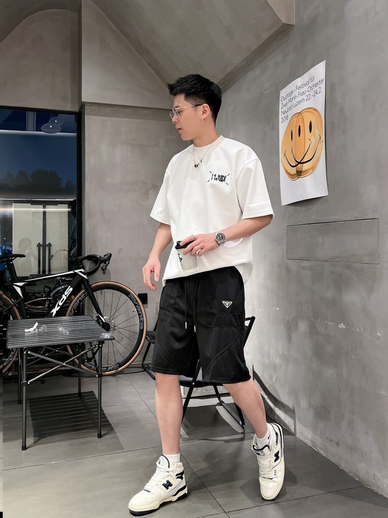 PRADA(プラダ) 新作 芸能人 n級品 三角マーク流行カジュアルショートパンツ