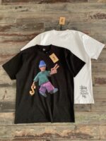 STUSSY(ステューシー)新作 コピー Peace Prosperity Tee人形背面標語半袖Tシャツ