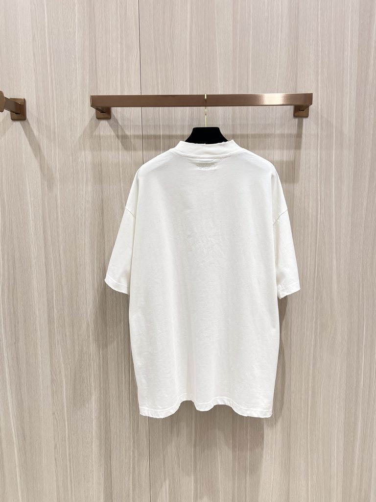 Vetements(ヴェトモン)2024年偽物夏新作純綿立体刺繍半袖激安通販