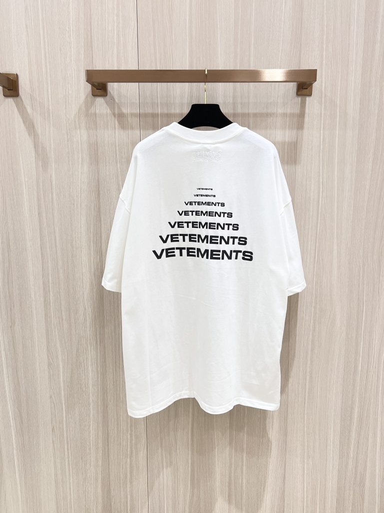 Vetements(ヴェトモン)スーパーコピー芸能人アルファベットlogeプリントカジュアル半袖男女同タイプ