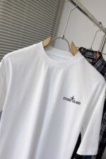 STONE ISLAND(ストーンアイランド) 春夏スーパーコピー 2024 プリントラウンドネック半袖Tシャツ