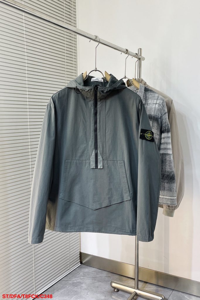 STONE ISLAND(ストーンアイランド)偽物カーゴジャケット激安通販