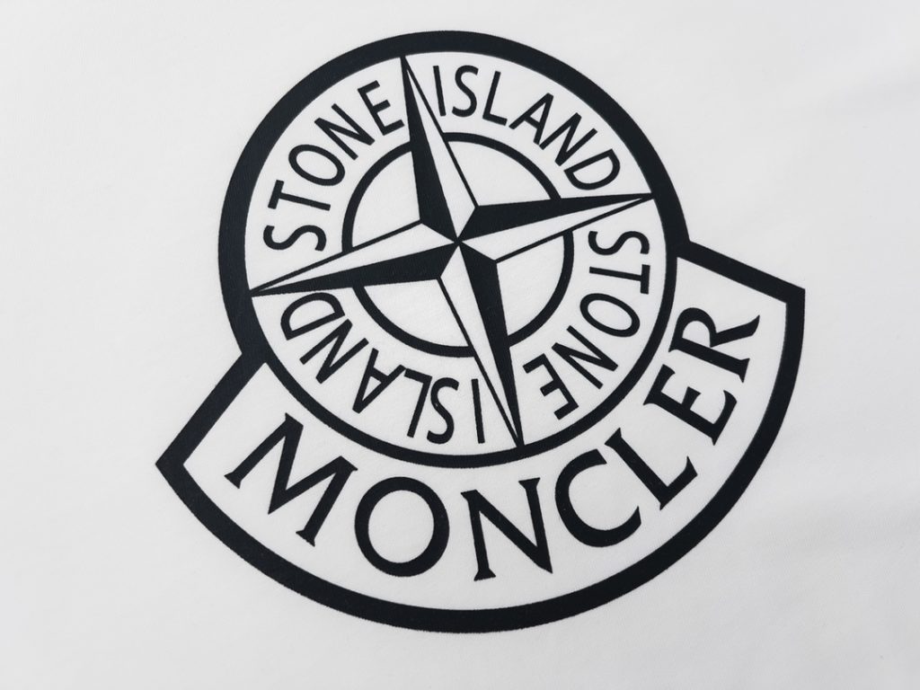 STONE ISLAND(ストーンアイランド)xMONCLERプリントカップルモデル半袖Tシャツn級品