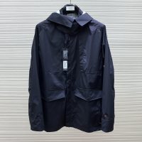 STONE ISLAND(ストーンアイランド) スーパーコピーフード付き レジャーカーゴジャケット