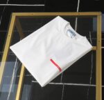 PRADA(プラダ )n級品高密度のコットン生地ラウンドネック半袖Tシャツ男女兼用