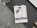 BALENCIAGA(バレンシアガ)スーパー コピー プリントアルファベット ワイドTシャツ 男女兼用
