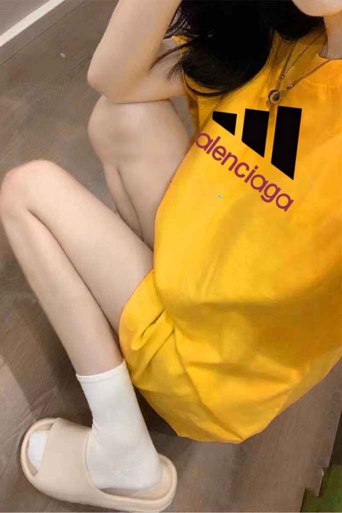 BALENCIAGA(バレンシアガ)XADIDASスーパーコピー定番ロゴカップルモデル半袖Tシャツ 