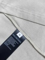 BALENCIAGA(バレンシアガ)春新作 n級品 アルファベットプリントラウンドネック半袖Tシャツ