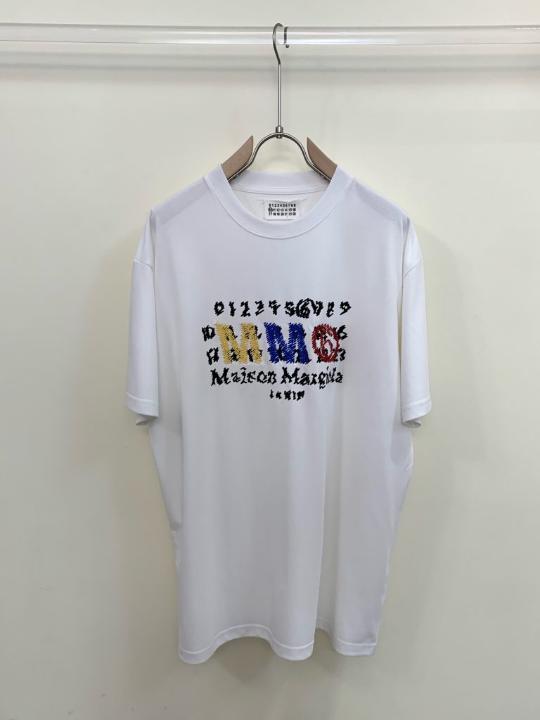 BALENCIAGA(バレンシアガ)2024春夏新作 スーパーコピー カラフルな太糸刺繍半袖Tシャツ