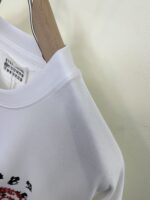 BALENCIAGA(バレンシアガ)2024春夏新作 スーパーコピー カラフルな太糸刺繍半袖Tシャツ