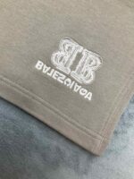 BALENCIAGA(バレンシアガ) ファッションロゴ プリントビーチショーツ