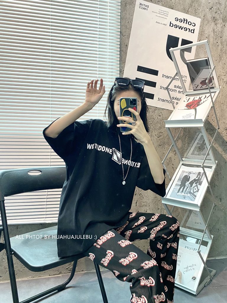 WELLDONE（ウェルダン)スーパーコピー ファッションアルファベットカップルモデル半袖Tシャツ
