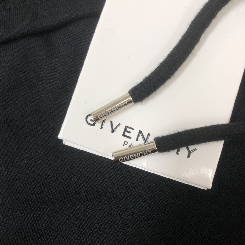 GIVENCHY(ジバンシイ)偽物カップルタイプの夏ＬＯＧOのプリントレジャーの半ズボン激安通販