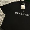 GIVENCHY(ジバンシイ)定番芸能人のシンプルなプリントのｌｏｇｅのカジュアルな半袖n級品
