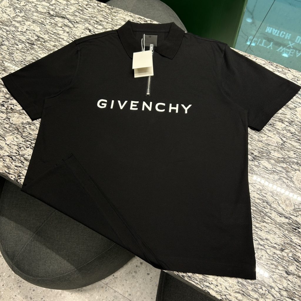 GIVENCHY(ジバンシイ)定番芸能人のシンプルなプリントのｌｏｇｅのカジュアルな半袖n級品