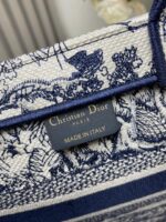 DIOR（ディオール）スーパーコピー 手作り立体刺繍DIOR Book tote ショッピングバッグ