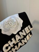 CHANEL（シャネル）芸能人 コピー フラワープリントおしゃれカジュアルTシャツ