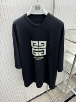 入手困難 人気バカ売れ商品ジバンシ コピー 刺繍ラウンドネック半袖