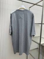 業界最高い品質 ブラック コピー 人気バカ売れ商品刺繍ラウンドネック半袖