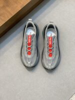 プラダ コピー メンズレザーカジュアル通気性の良いスニーカー