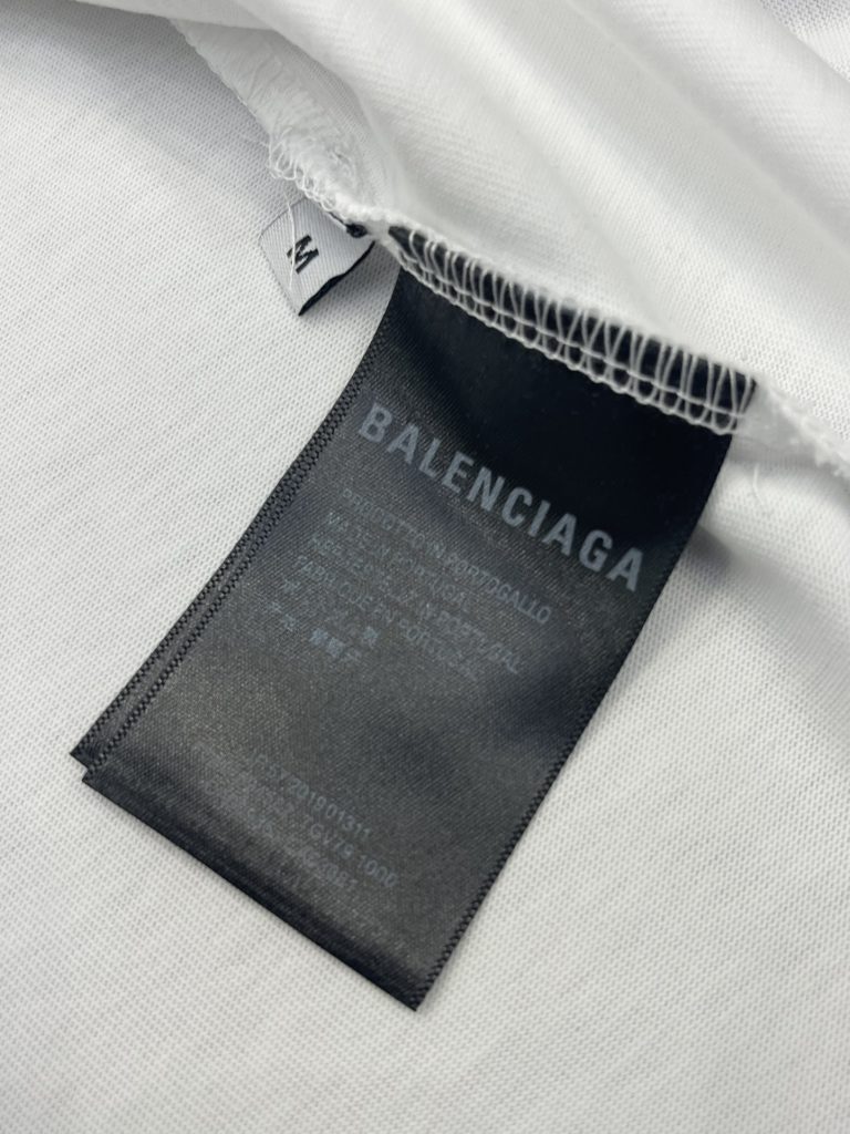BALENCIAGA(バレンシアガ)  コピー  春夏新作カラーロゴラウンドネック半袖Tシャツ 通販 