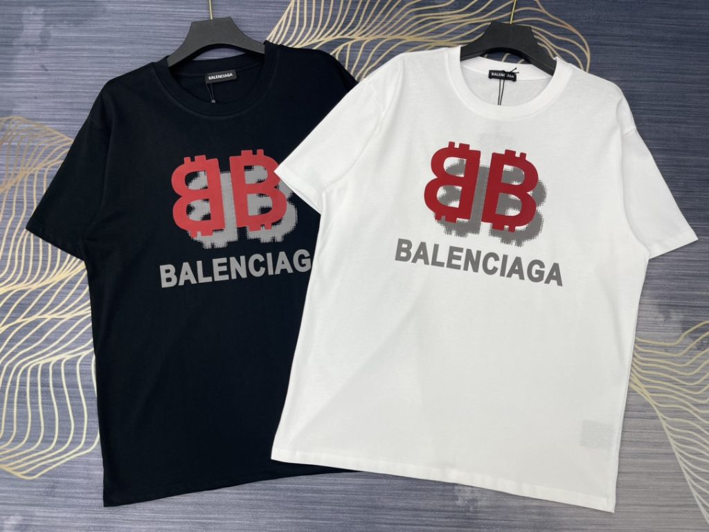 BALENCIAGA(バレンシアガ) 2024春夏新作 n級品 手書き波ロゴラウンドネック半袖Tシャツ 激安通販