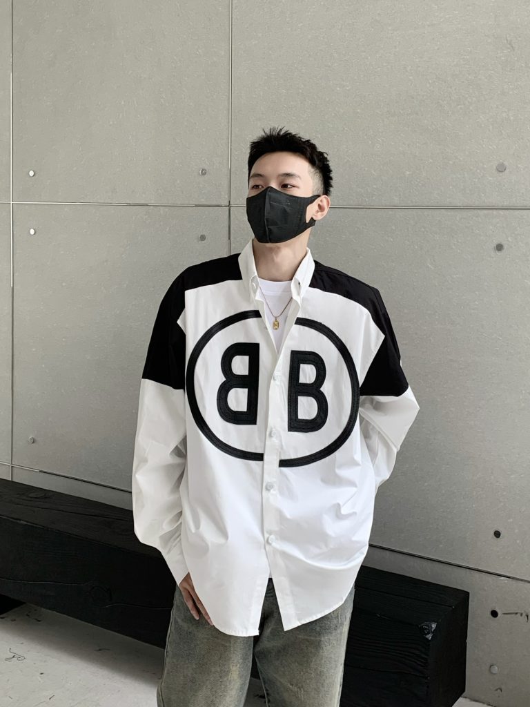 BALENCIAGA(バレンシアガ) コピー ファッション アルファベットロゴプリントシャツ
