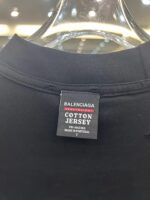 BALENCIAGA(バレンシアガ) 入手困難 業界最高い品質 スーパーコピー ファッション アルファベットプリント半袖Tシャツ