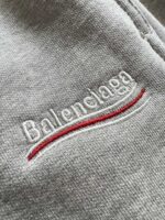 BALENCIAGA（バレンシアガ） 入手困難 コーラフラワー刺繍カップルタイプファッションショートパンツ