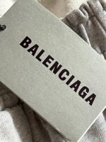 BALENCIAGA（バレンシアガ） 入手困難 コーラフラワー刺繍カップルタイプファッションショートパンツ