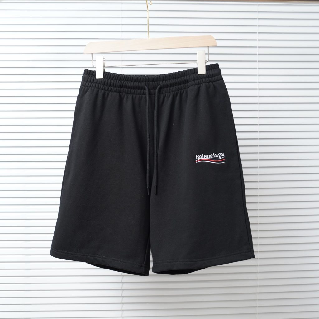 BALENCIAGA（バレンシアガ）  スーパーコピー 業界最高い品質 ロゴエンブレム刺しゅうショートパンツ