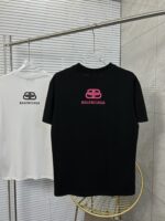 入手困難 バレンシアガコピー 気の新作ロゴプリント半袖Tシャツ