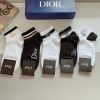 DIOR（ディオール）新作 コピー アルファベット流行短筒靴下 激安通販