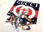 GUCCI (グッチ) スーパーコピー春夏兎八哥プリント半袖Tシャツ