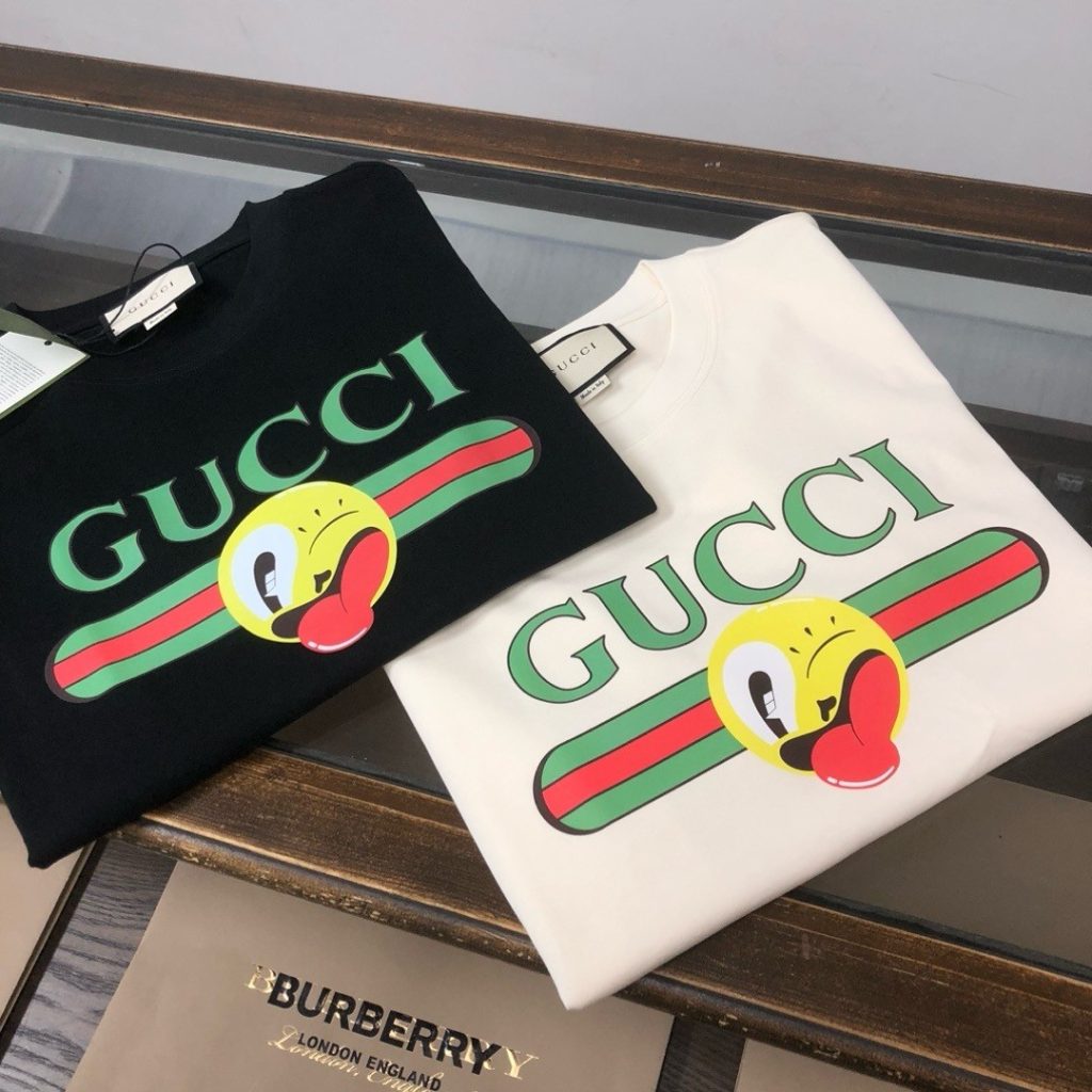 GUCCI (グッチ)  コピー 春夏最新カップルタイプ半袖Tシャツ 通販