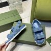 Gucci（グッチ）芸能人 偽物 カップルタイプビーチサンダル~~定番老布サンダル